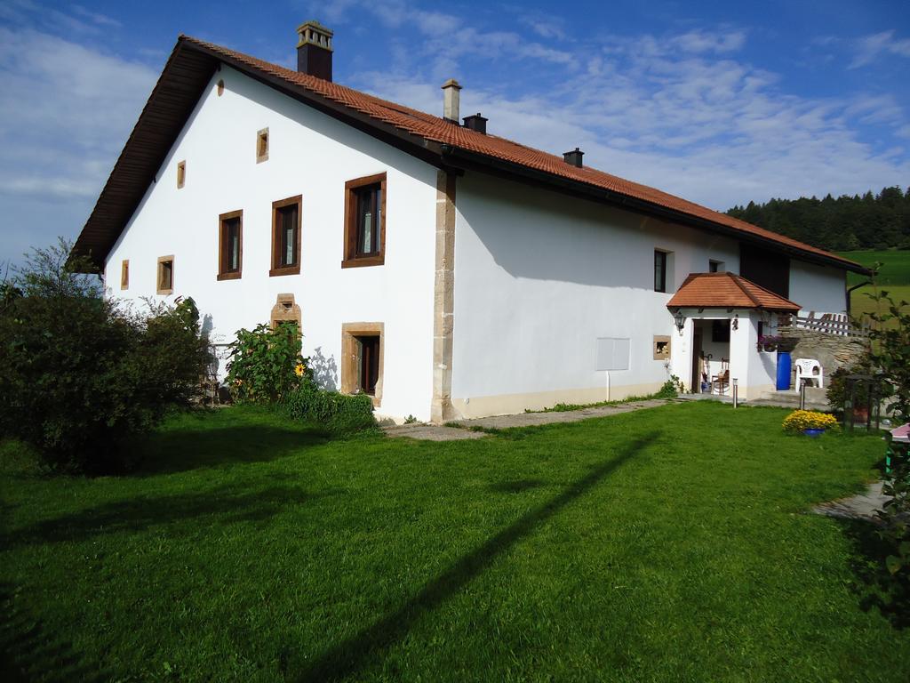 Gite Rural 1666 Saignelégier Room photo